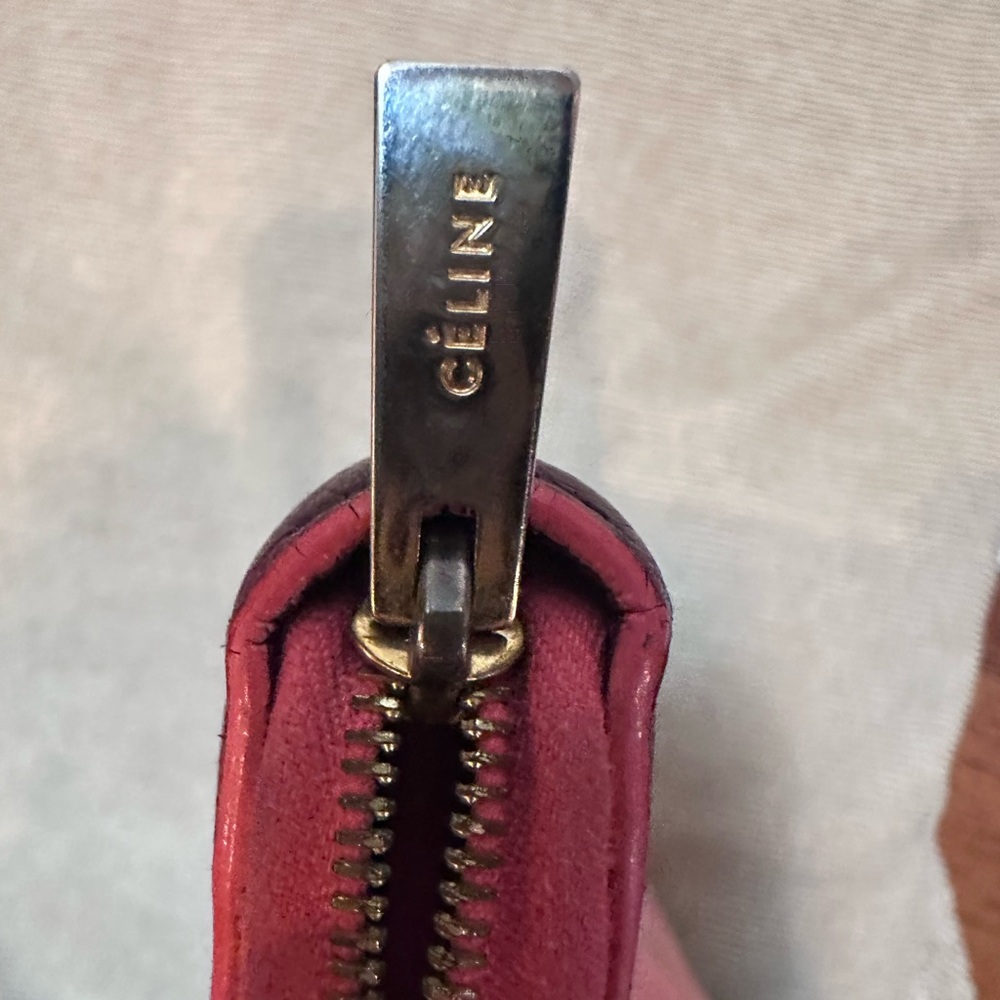 Authentic CELINE Leather Color-Block Zip Wallet – Pink & Burgundy ✨ - Picture 5 of 15
